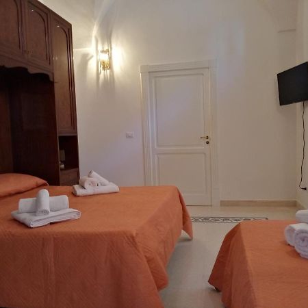 Dimora Storica Le Perle Bed and Breakfast Λέτσε Εξωτερικό φωτογραφία