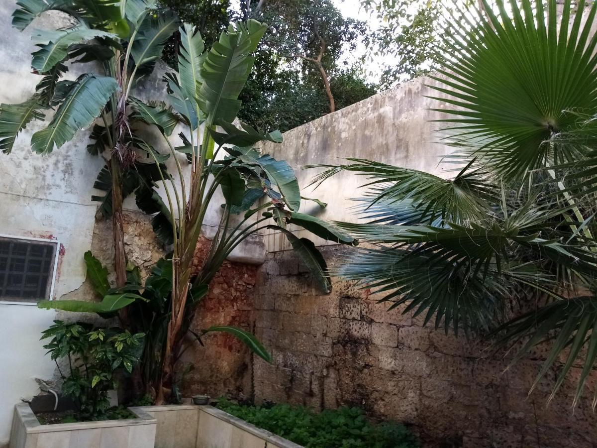 Dimora Storica Le Perle Bed and Breakfast Λέτσε Εξωτερικό φωτογραφία
