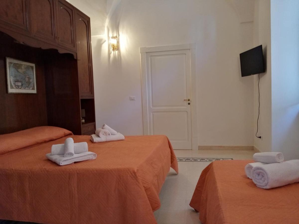 Dimora Storica Le Perle Bed and Breakfast Λέτσε Εξωτερικό φωτογραφία