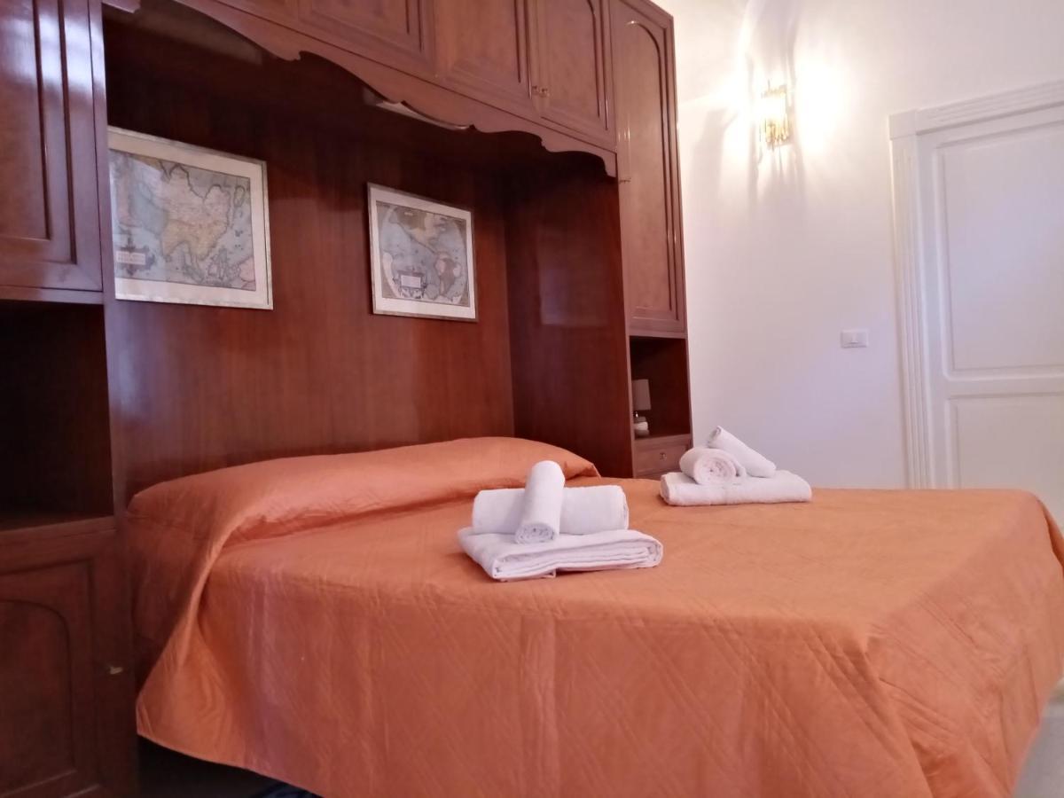 Dimora Storica Le Perle Bed and Breakfast Λέτσε Εξωτερικό φωτογραφία