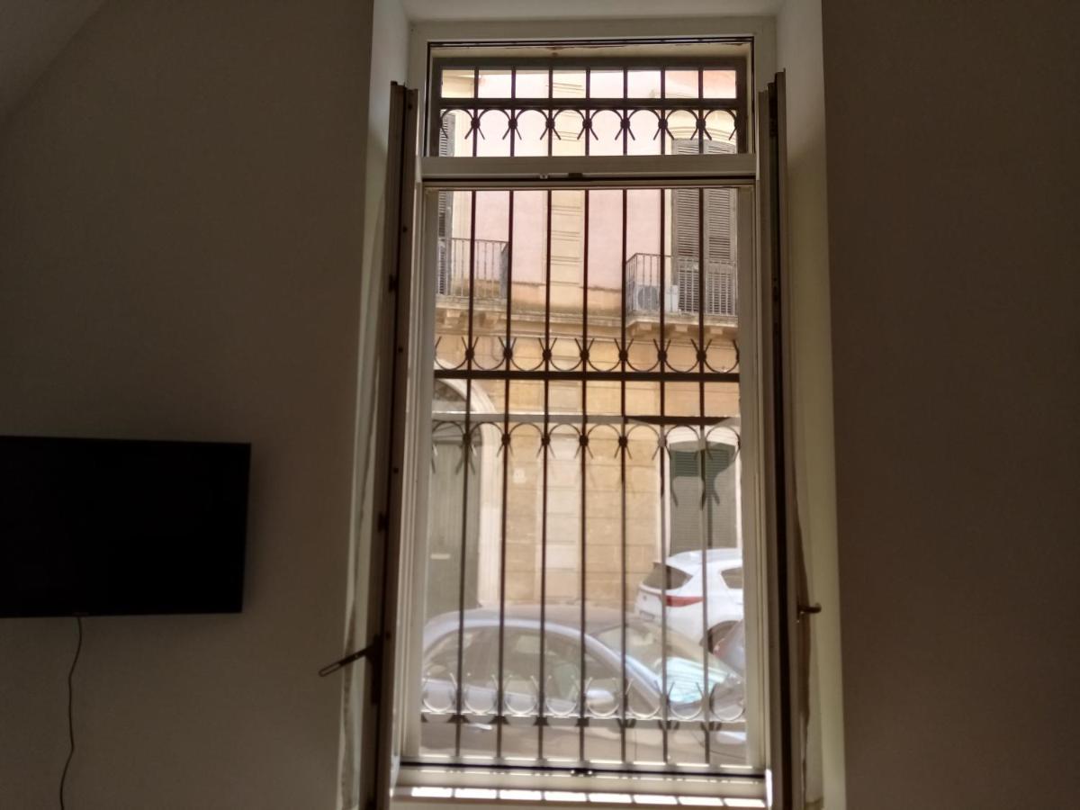 Dimora Storica Le Perle Bed and Breakfast Λέτσε Εξωτερικό φωτογραφία